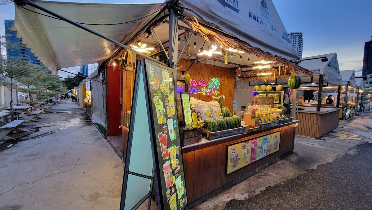 Jodd Fairs DanNeramit