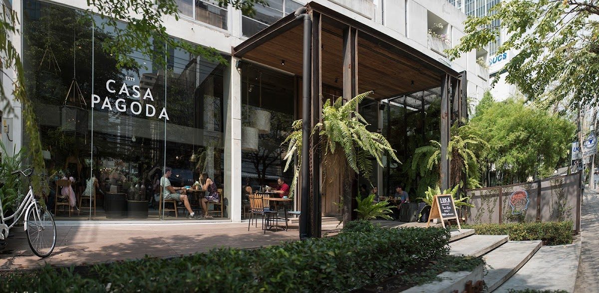 Luka Café Sathorn