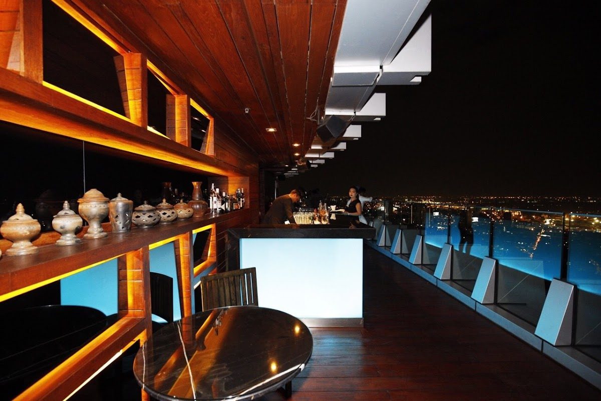 Octave Rooftop Lounge