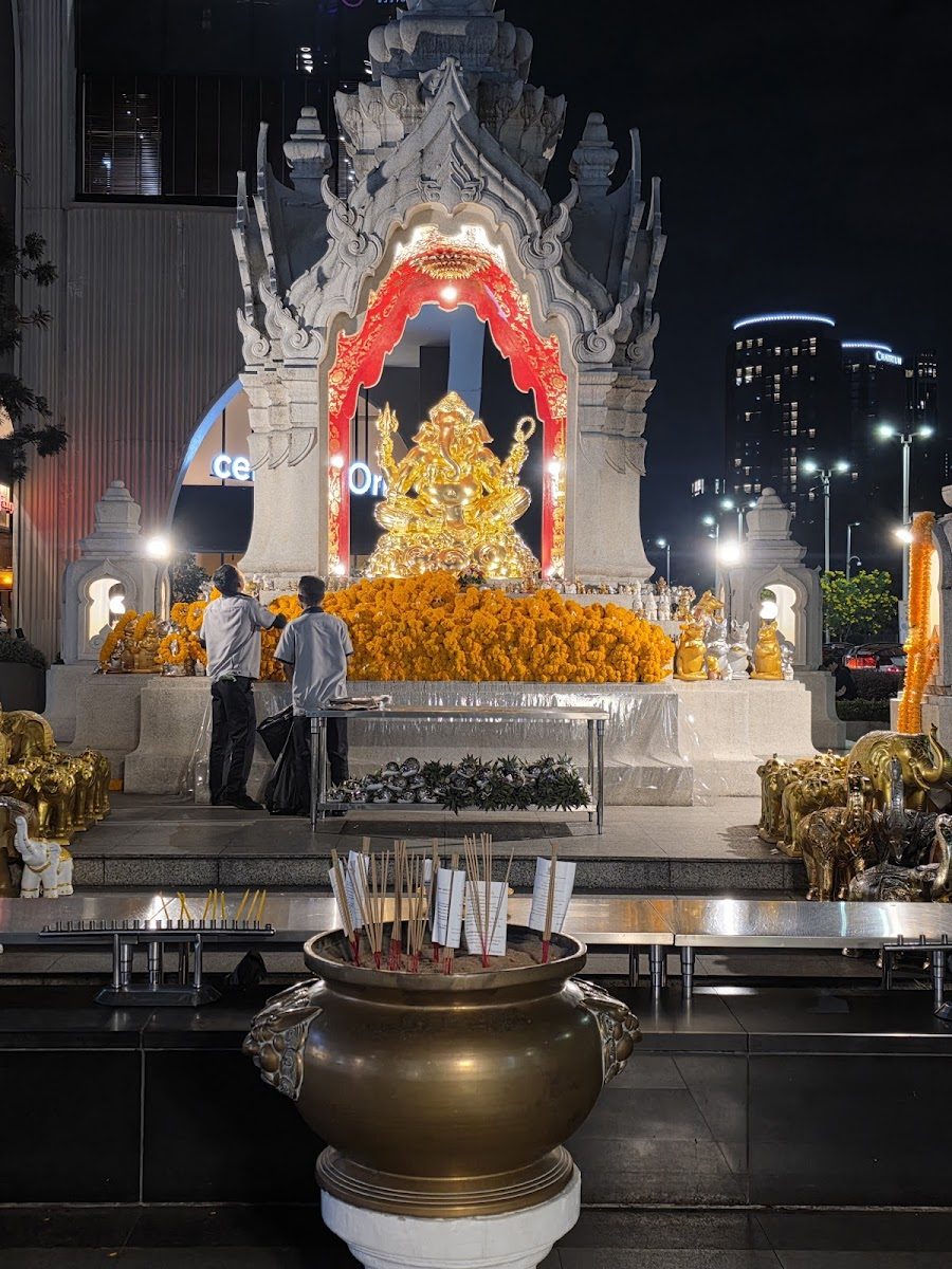 Ganesh Shrine (CentralWorld)