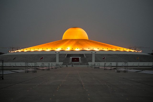 Wat Phra Dhammakaya
