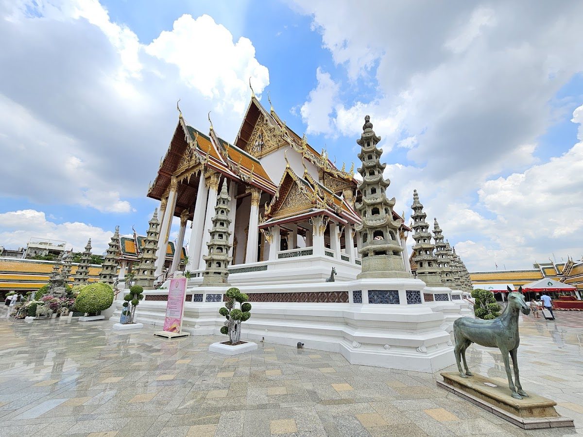 Wat Suthat